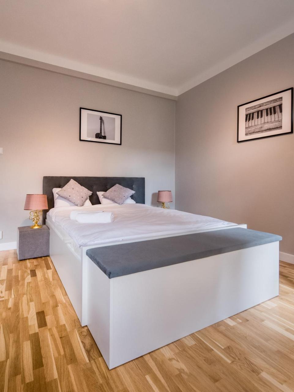 White Residence 4Rooms - City Center Βαρσοβία Εξωτερικό φωτογραφία